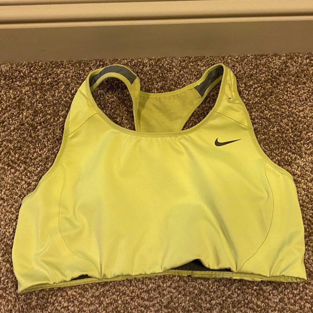 Nike Sports Bra (L)